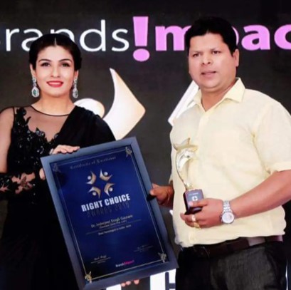 Right Choice Award by Raveena Tandon